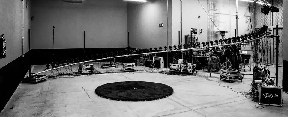 What is the bullet time effect? Bullet-time beginnings and the present.